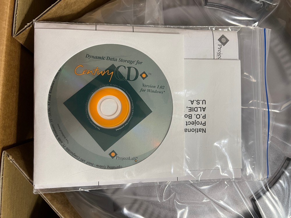 Digipower Solutions CENTURION CD STORES 100 DISCS. NIB