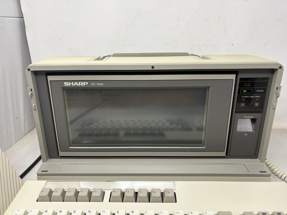 SHARP ELECTRONICS PC-7000 PERSONAL COMPUTER