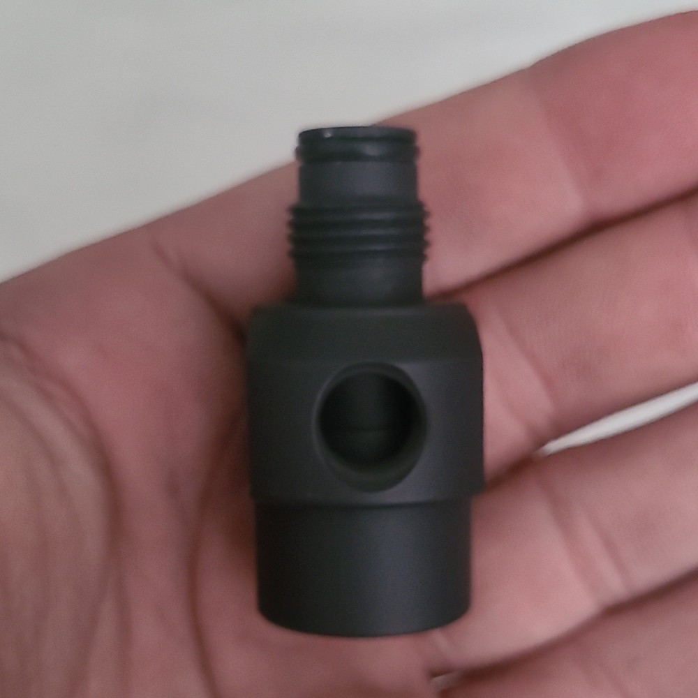 a techt Optimus 360 Gauge Adapter