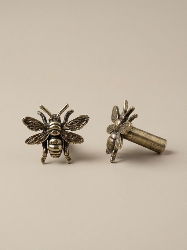 The Tangerine Store |Antique Brass Bumble Bee Drawer Knobs