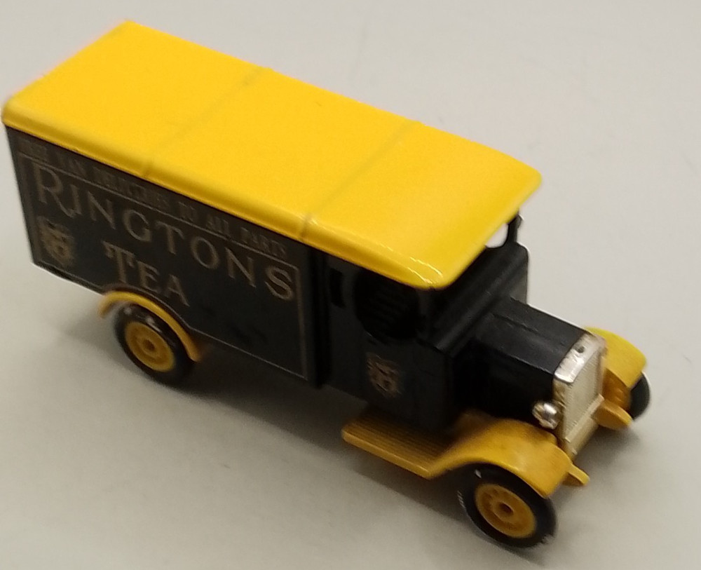 Lledo Days Gone black Ringtons Tea van