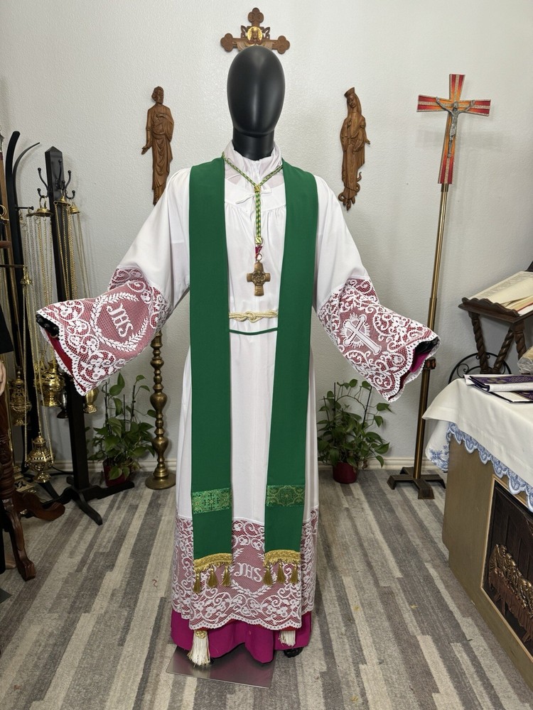 GREEN VESTMENT CHASUBLE & STOLE
