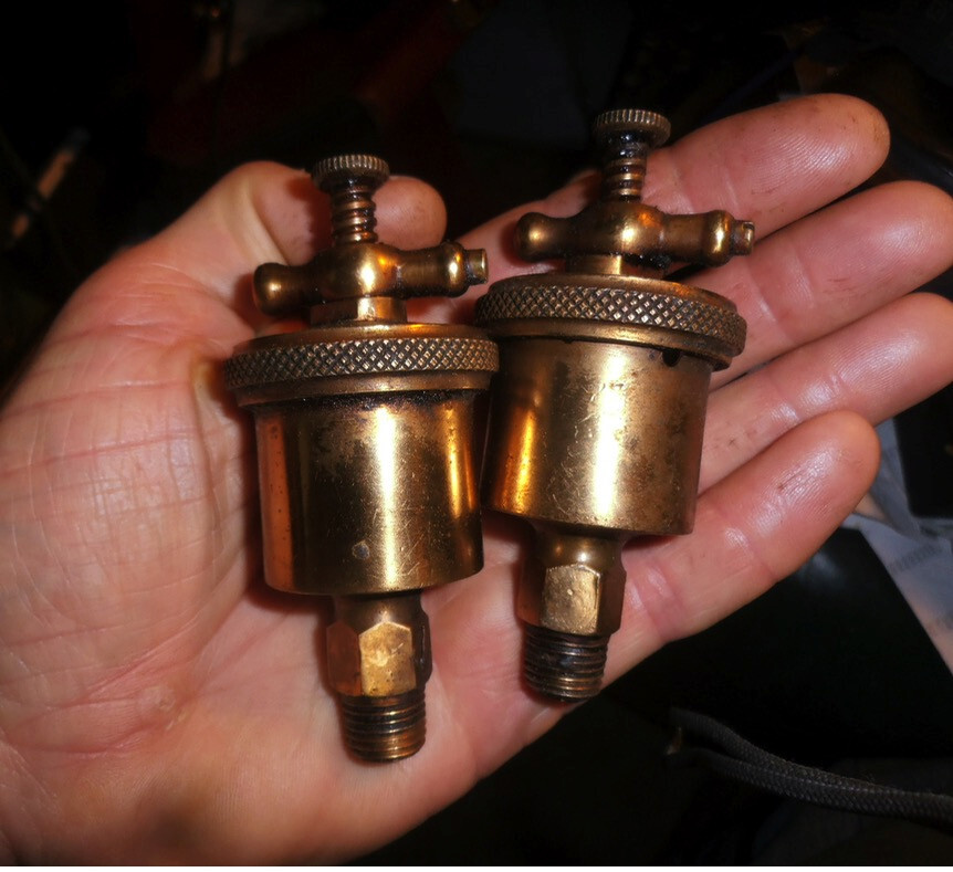 Pair of vintage Ideal No. 0 Lunkenheimer grease lubricators, steam or hit n'miss