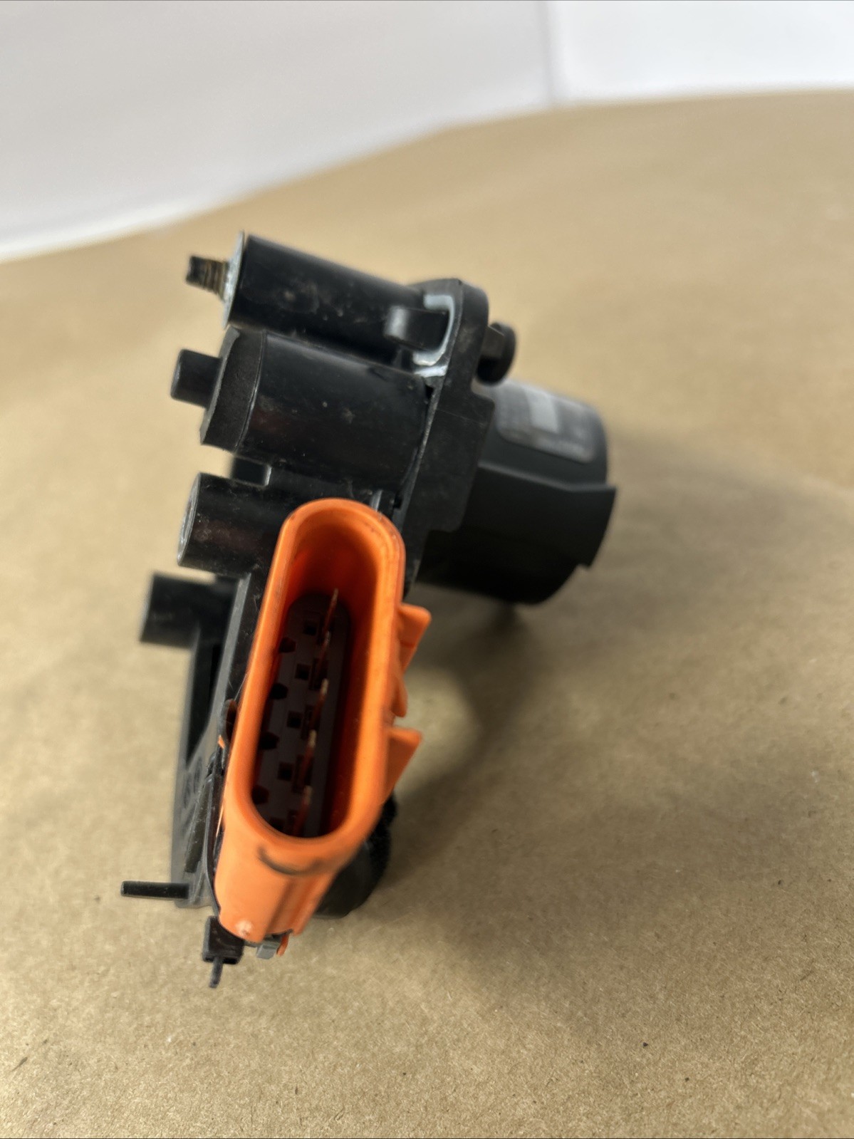 2011-2015 Chevrolet Volt Electric Charging Port Battery Charger Receptacle OEM