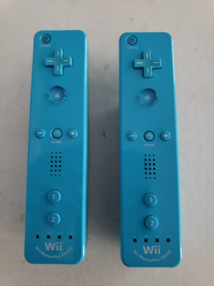 Nintendo Wii Blue Remote Controller with MotionPlus Inside (RVL-036) NO STRAPS