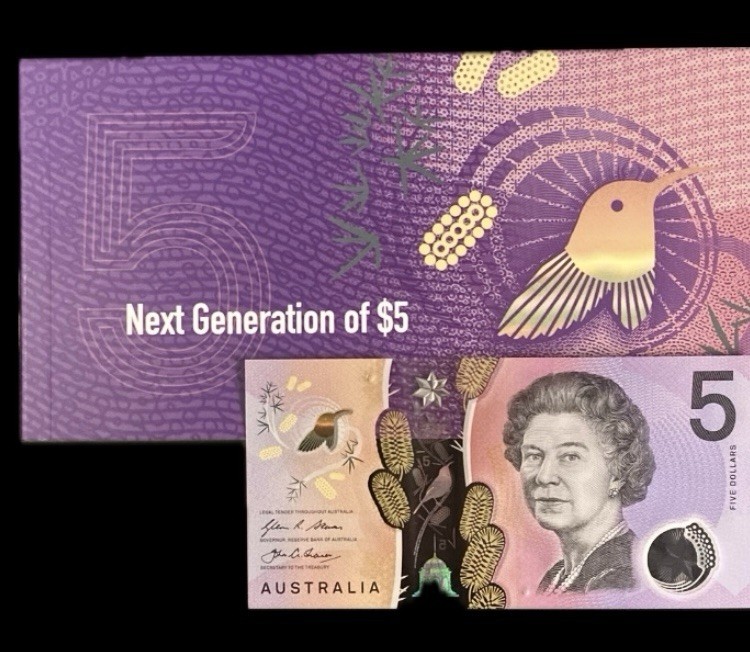 Australia 2016 Next Generation $5 UNC Banknote In Folder