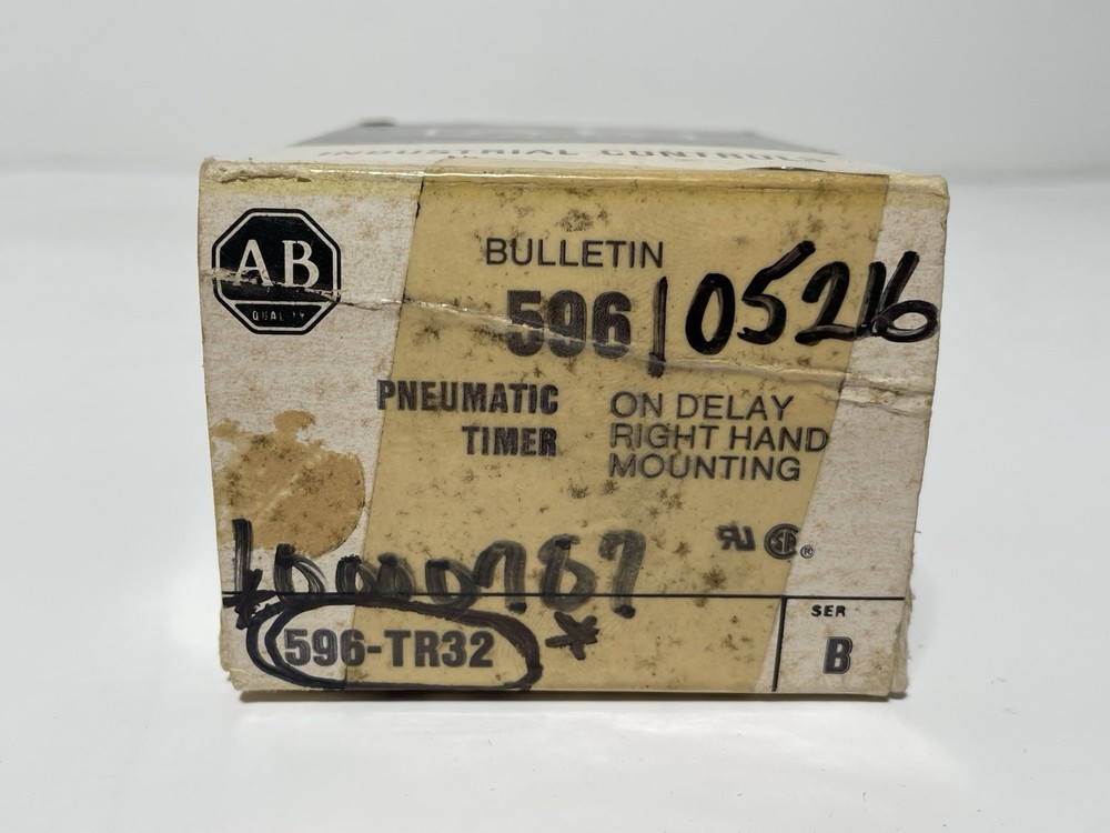Allen Bradley 596-TR32 with 196-FTA Pneumatic Timer with Base