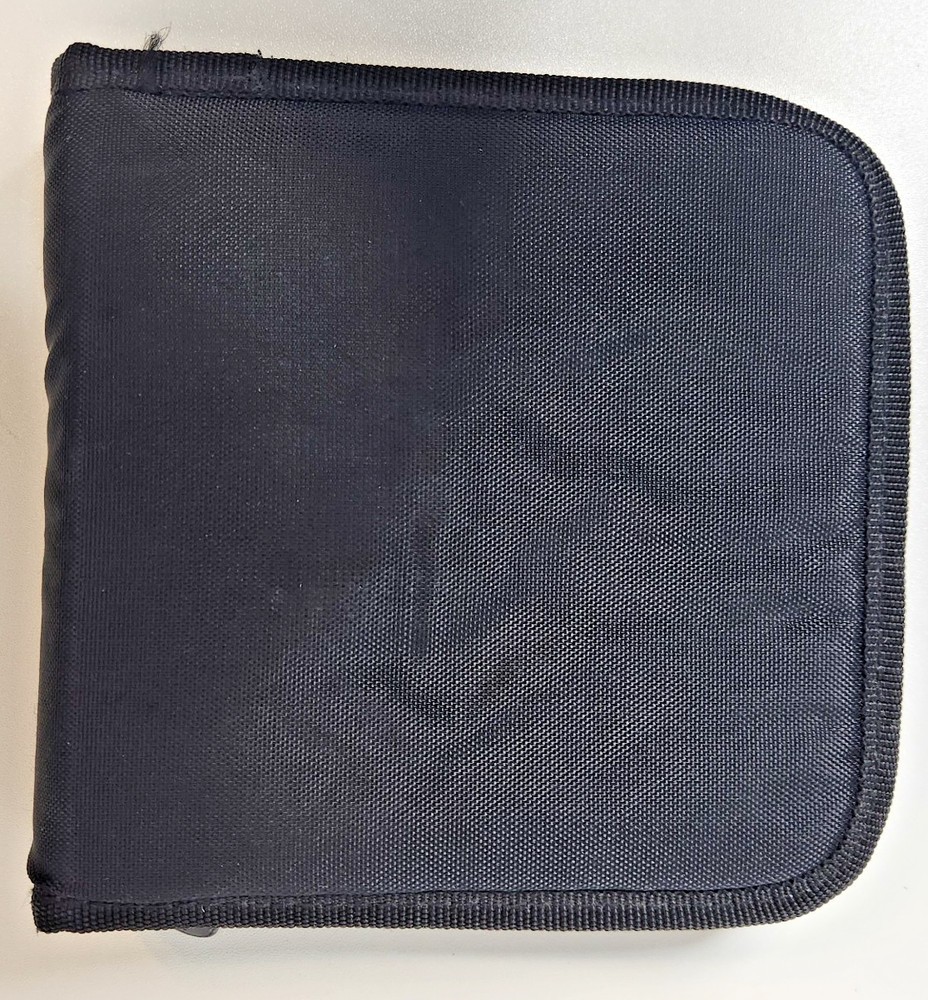 Media Source 24 CD/DVD/Blu-ray Disc Storage Wallet Case**Pre-Owned**