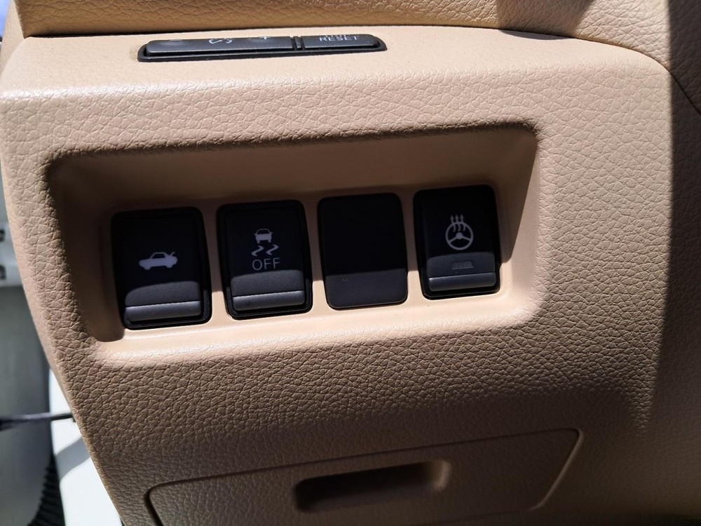 ALTIMA 2017 Glove Box 5000456