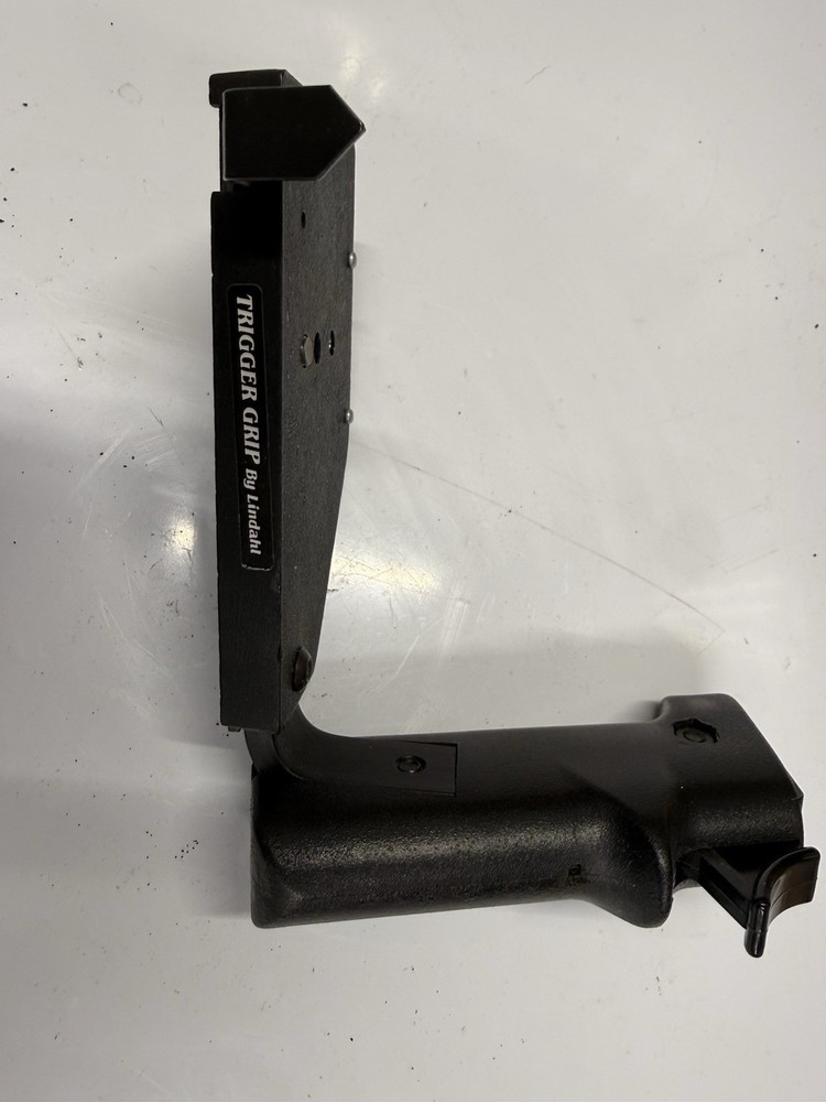 Lindahl Trigger Grip Flash Bracket Med. Format Hasselblad #17.0910