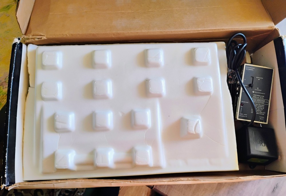 Vtg Texas Instruments TI-99/4A Home Computer Untested Power Supply RF Regulator
