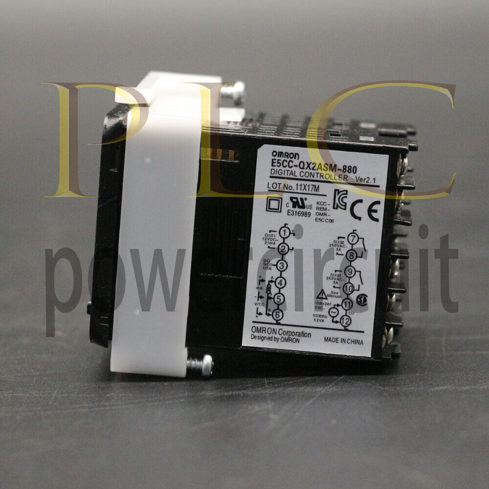 New Omron E5CC-QX2ASM-880 E5CCQX2ASM880 Temperature Controller Free Shipping 1PC