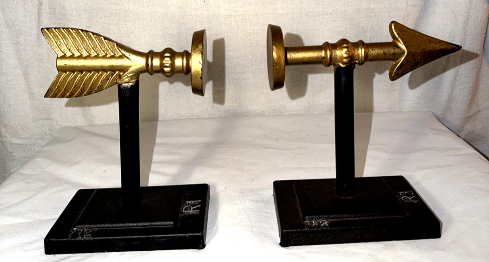 Cast Iron Metal Arrow Bookends Black/Gold