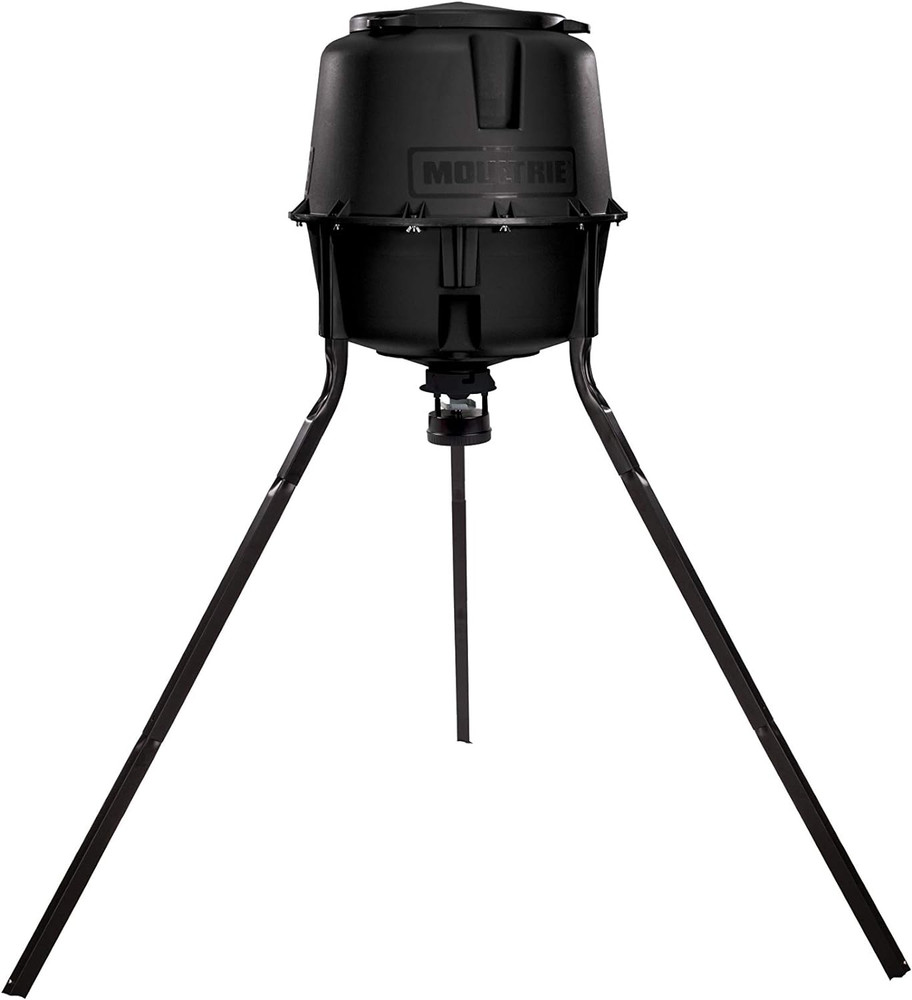 Deer Feeder Standard - 30-Gallon - Quick-Lock Hopper System - Digital Timer Con