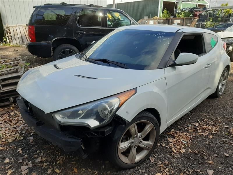 Camera/Projector Camera Gate Mounted Fits 12-17 VELOSTER 591343