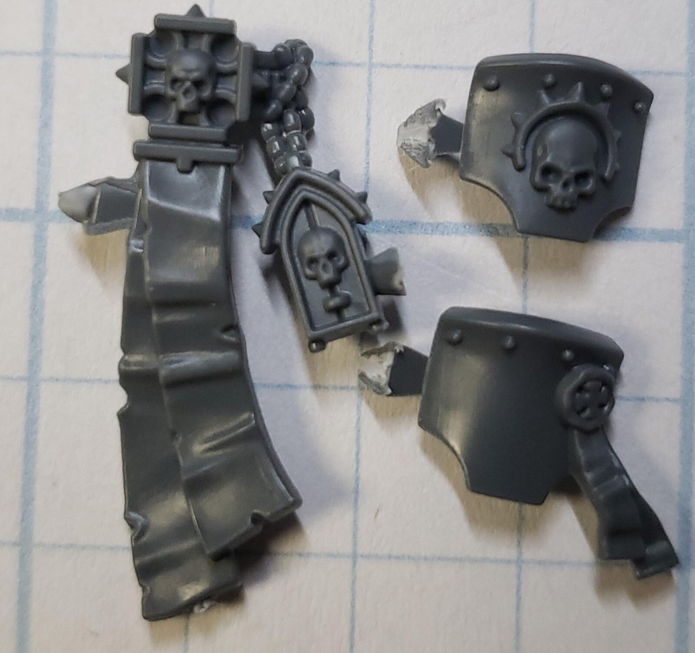 Warhammer 40k Space Marines Bits Terminator Chaplain Relic Tabard w Hip Guards