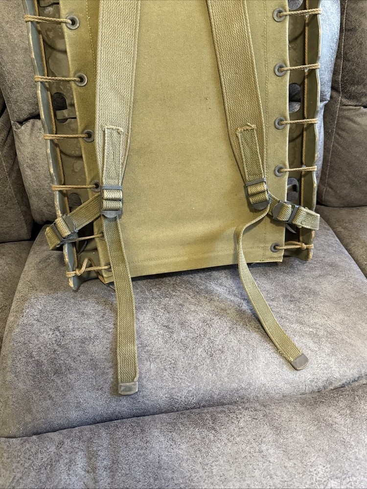 WW2 PACK BOARD DATED 1945