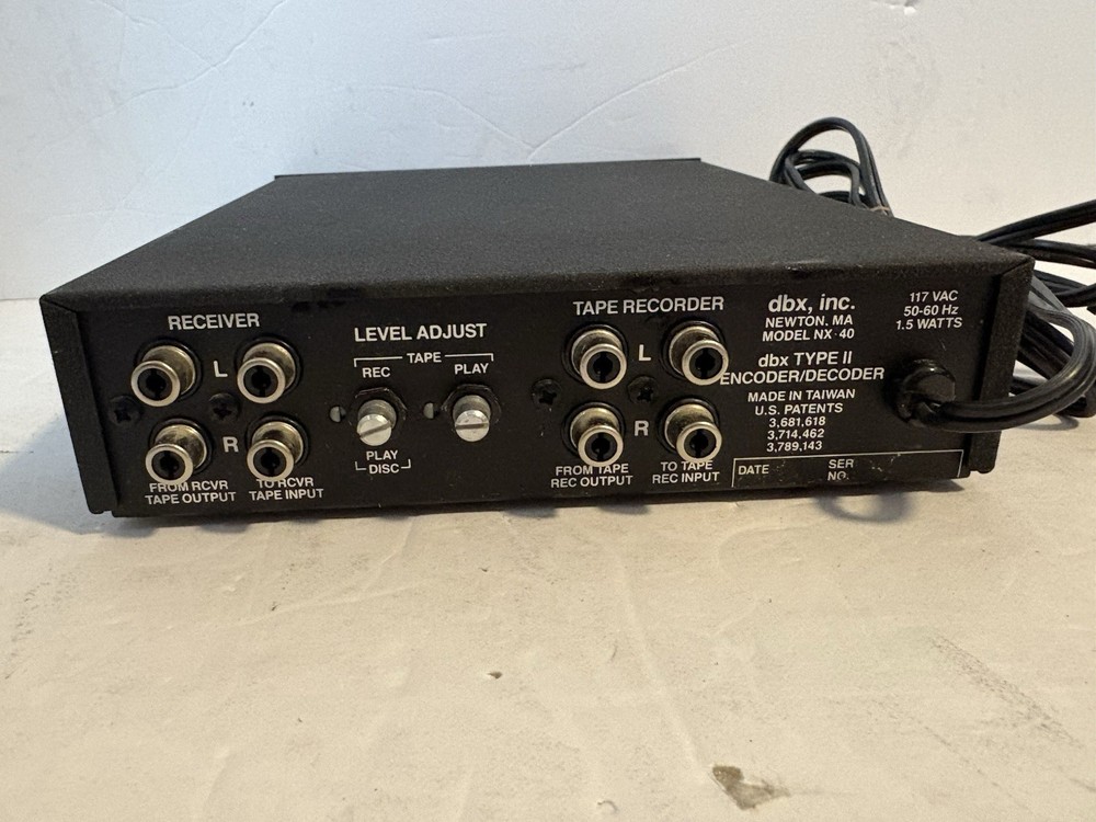 DBX Model NX-40 Tape Record / Play Noise Eliminator / Reduction System