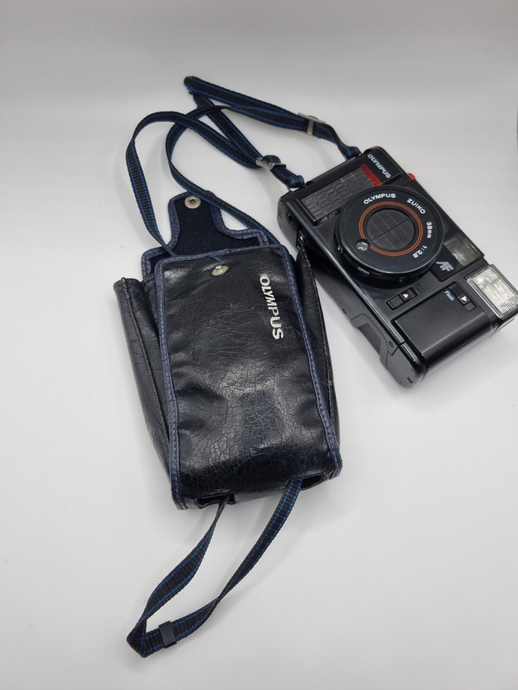 Untested Olympus AFL Professional / Collectable Camera With Olympus Bag & Strap