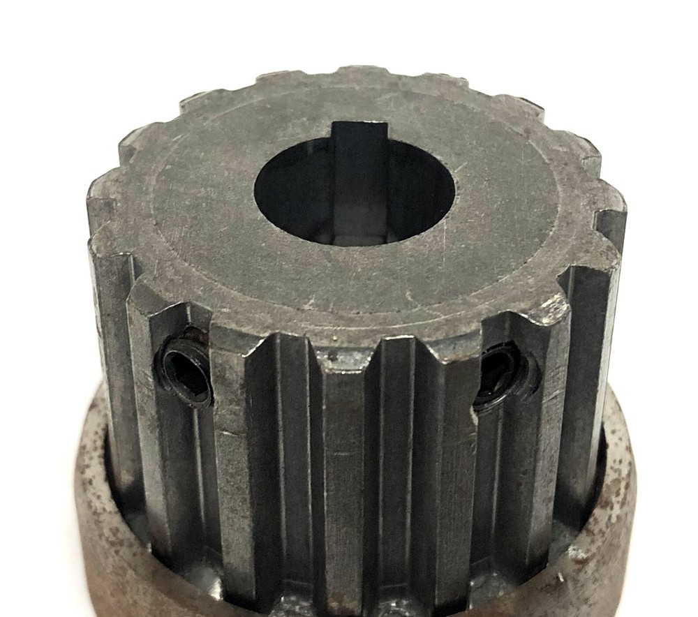 Dodge 5/8 Splined Hub 031663 NOS