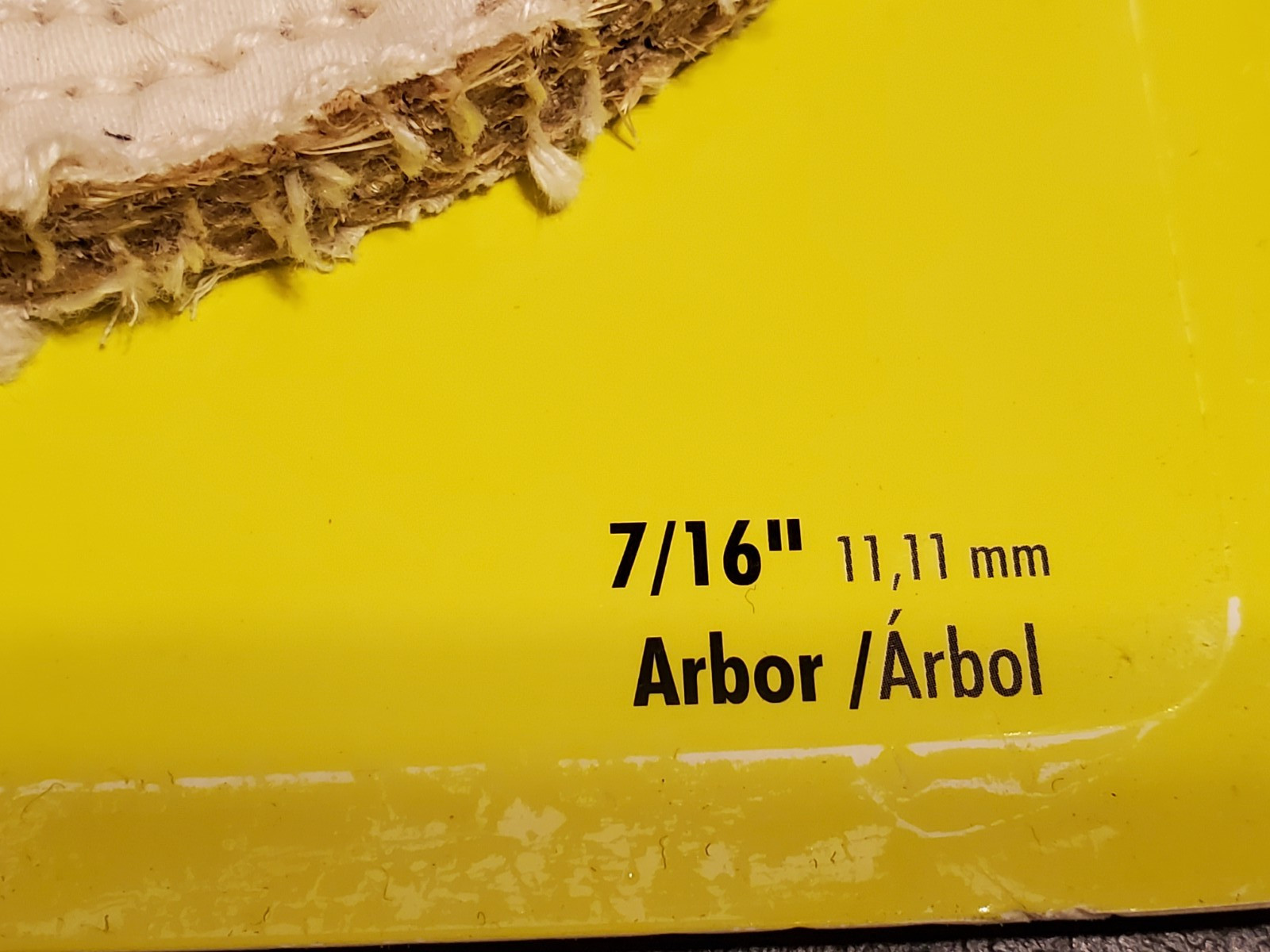 RYOBI A04BW11 Buffing and Polishing Wheel Set (3-Piece) 6" Wide, 7/16" Arbor