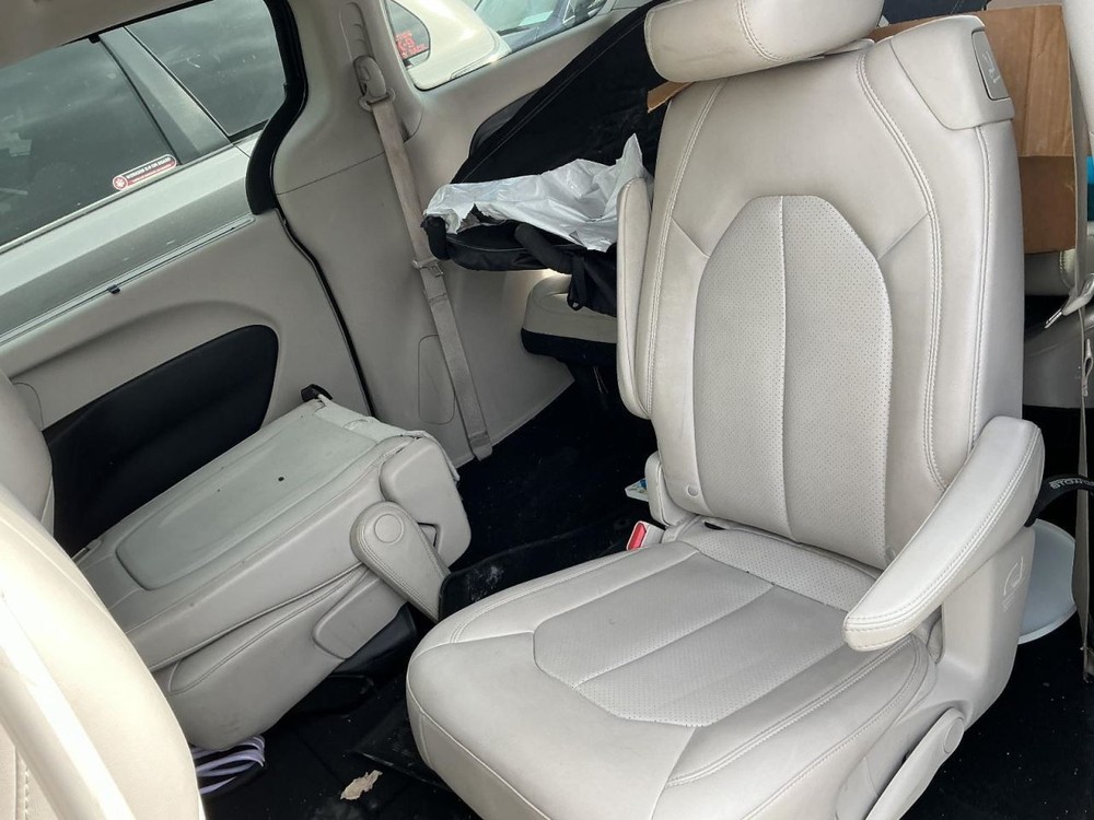 Fuse Box Engine Fits 20-22 VOYAGER 5015215