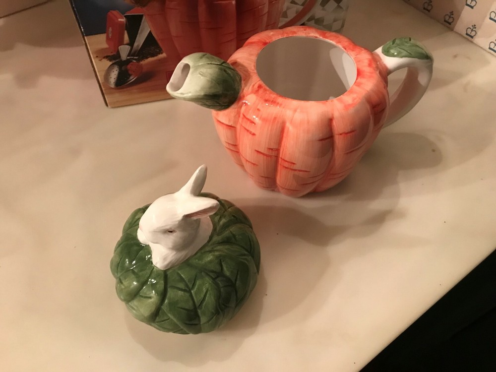 NIB HomeTrends Hand-Painted Novelty Teapot