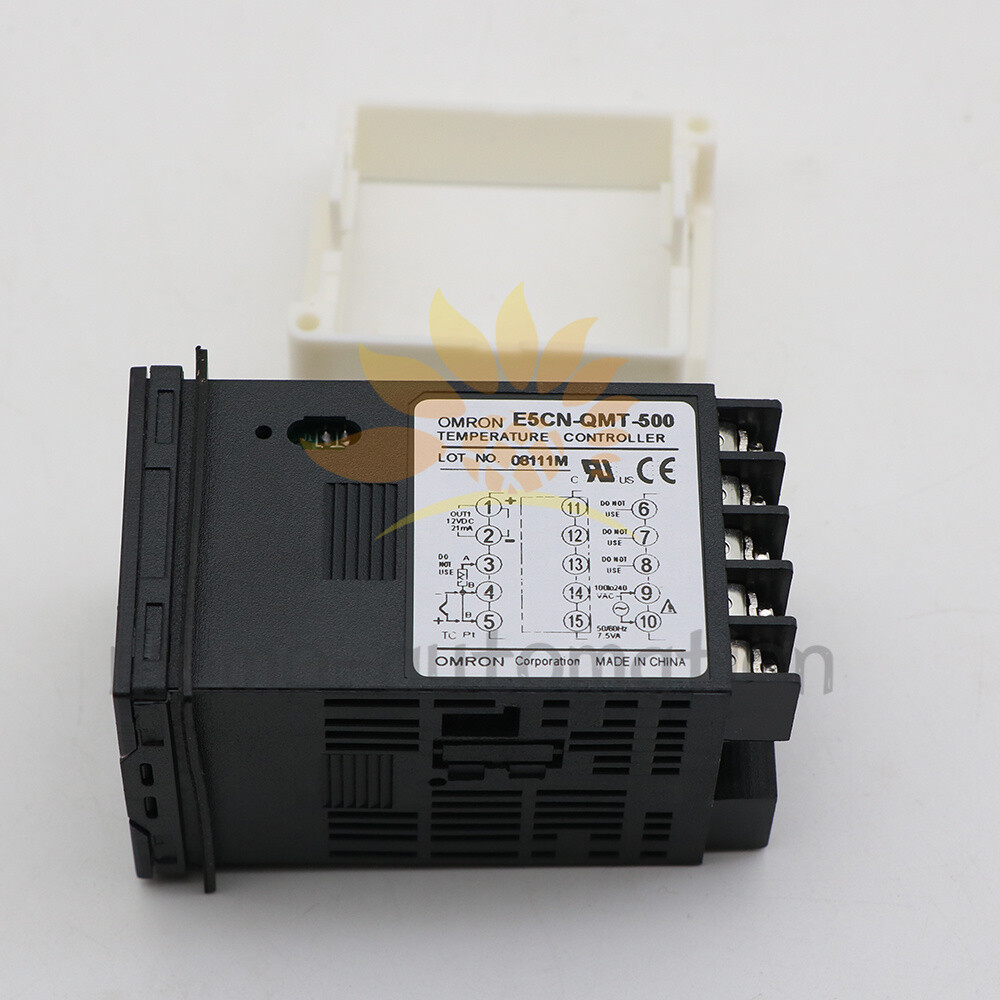 NEW OMRON E5CN-QMT-500 temperature controller 100-240V 1PCS