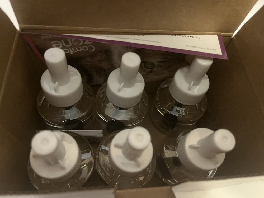 COMFORT ZONE 6 Pack Cat Calming Diffuser Refills; 30-day Refills; Pheromones