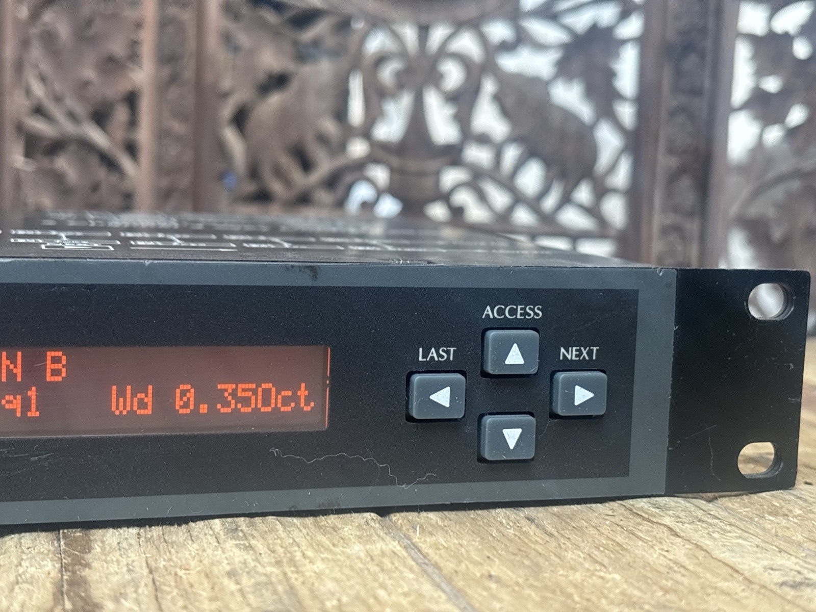 JBL DSC260 Digital System Controller, 2-Channel / 3-Way