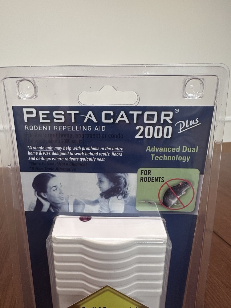 Global Instruments Pest A Cator Plus 2000 Electronic Insect & Rodent Repeller