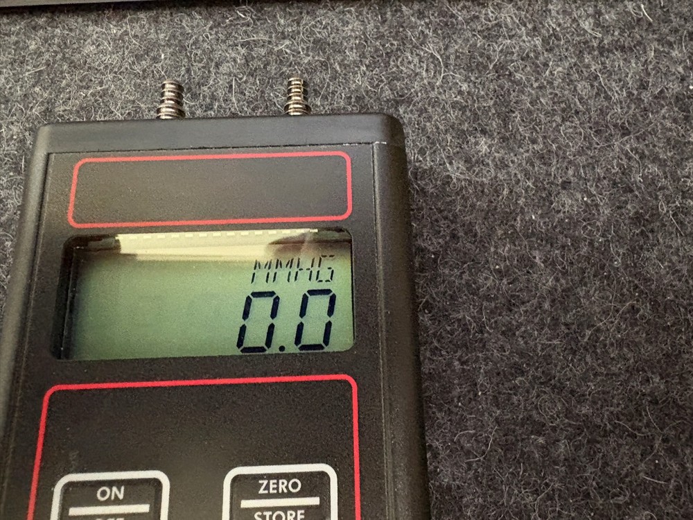 Dwyer Deries 477B Digital Manometer Model 4778-3