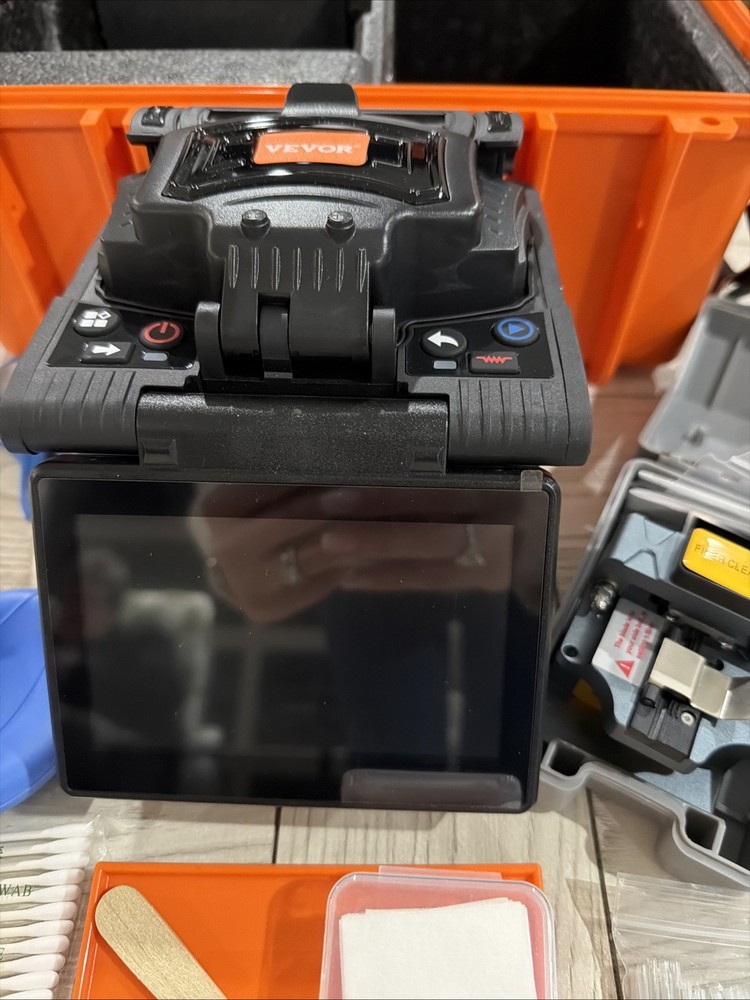Optical Fiber Fusion Splicer