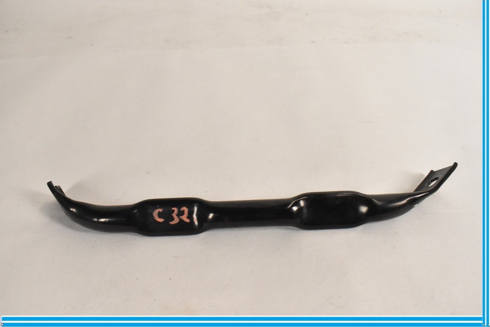 06-12 BMW E90 E70 OEM BRACKET BRACE