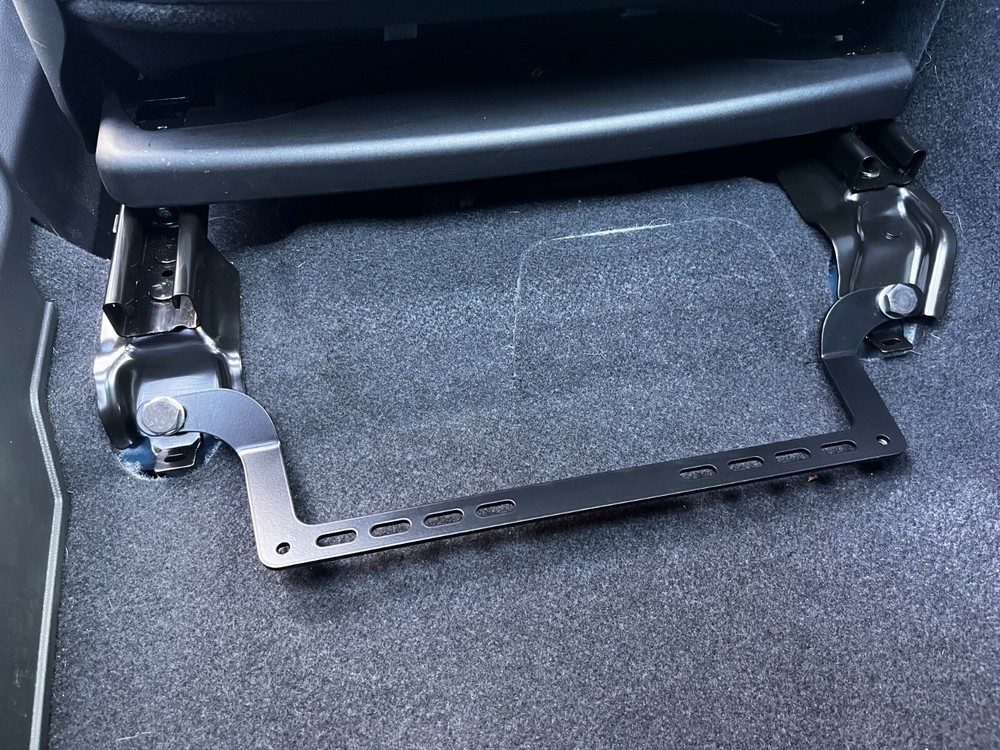 Fire extinguisher bracket for Subaru Outback BT