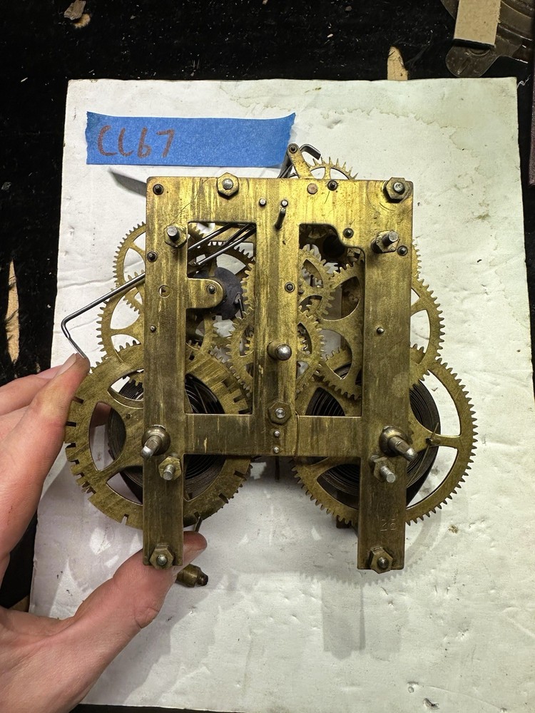 (CC67) - ANTIQUE WML GILBERT MANTEL CLOCK MOVEMENT