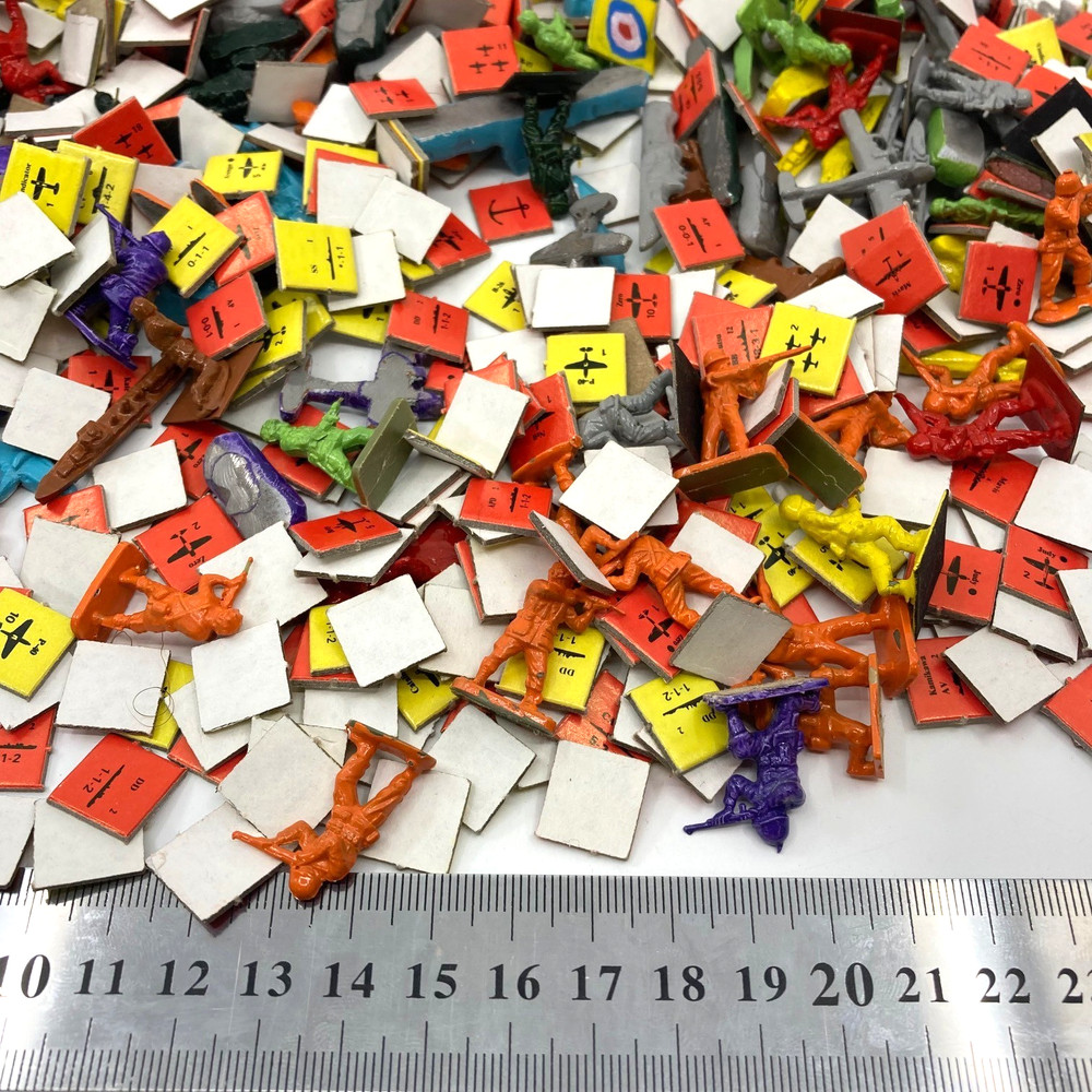 Assorted Wargaming Accessories - Suitable For Wargaming - Unbranded BOX362