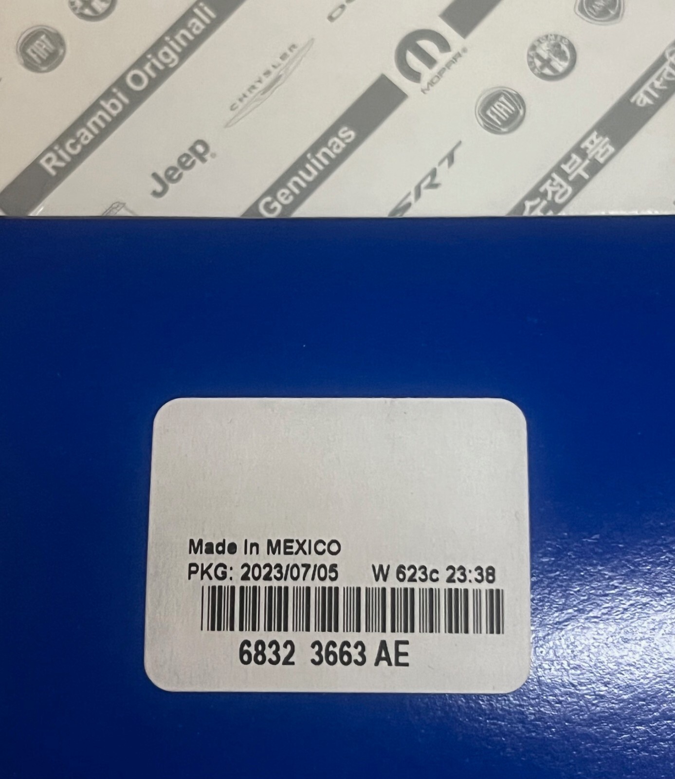 GENUINE MOPAR 2018-2022 Grand Cherokee Connector SD USB Port Aux 68323663AE