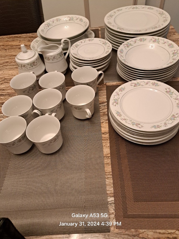 Vintage china dishes dinnerware. Has never been used.