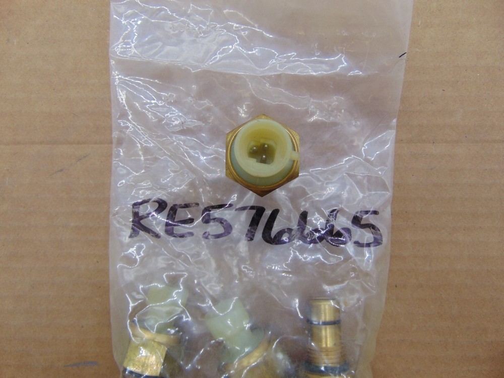 JOHN DEERE- DIFF PRESSURE SENSOR - RE576665 -  L&G SH2 BX3