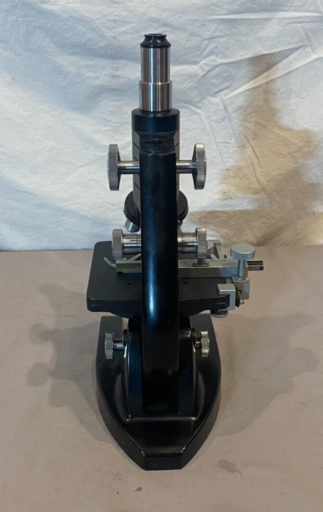 American Optical B-35-38 Monocular Light Microscope Graf-Apsco Lamp Olympus Case