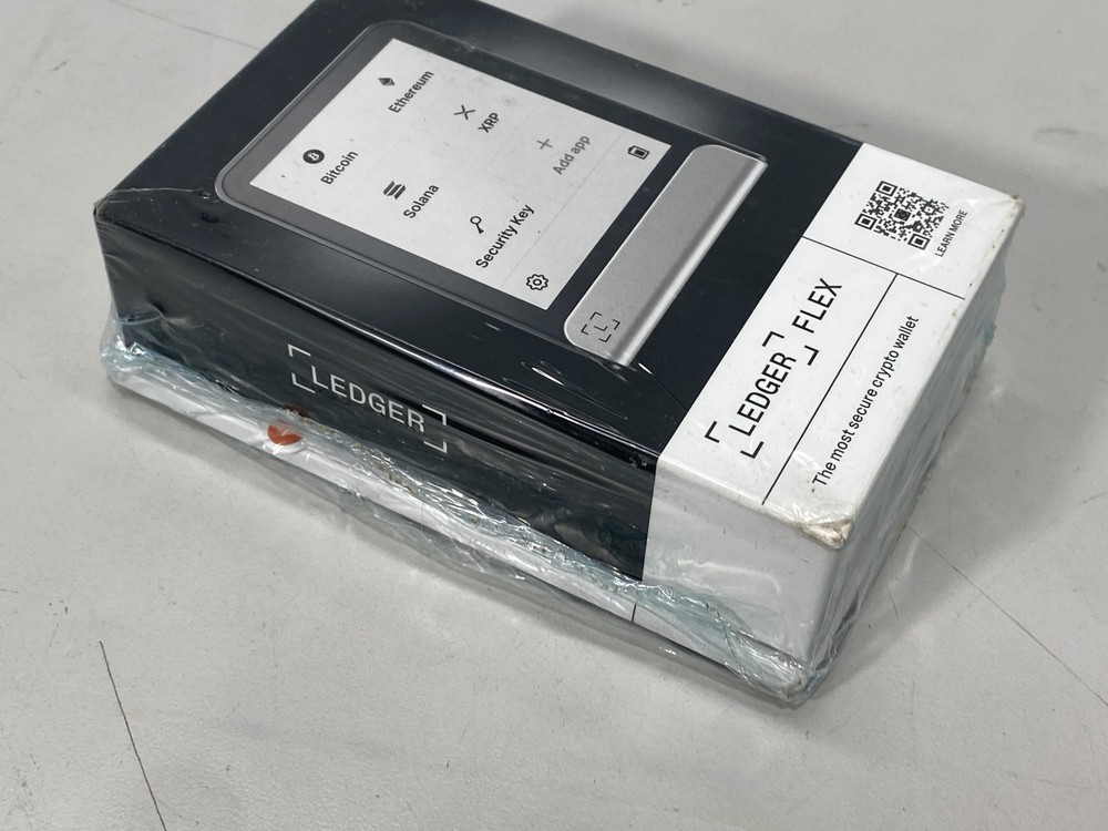 Ledger Flex Crypto Hardware Wallet Touch Screen Graphite W/ Recovery Key
