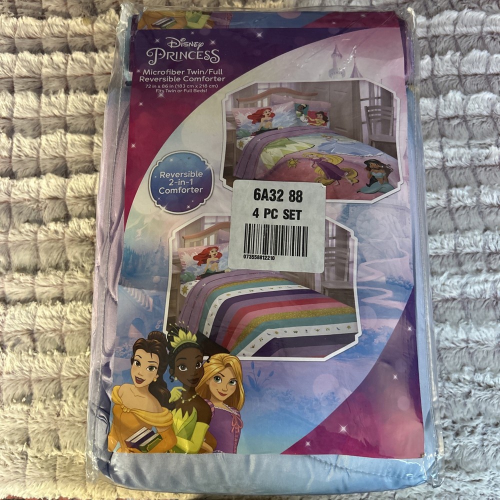 Disney Princess Microfiber Twin/ Full Reversible Comforter