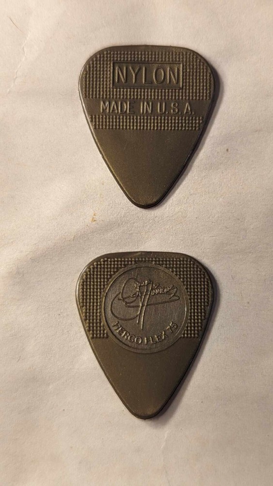 KISS GENE SIMMONS Herco Gripper GOLD Guitar Picks Pick Single Dot Variant