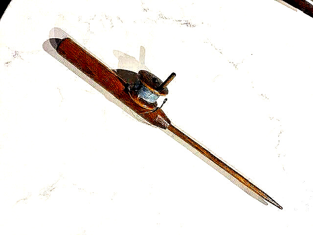 Vintage fly tying thread holder pole shape