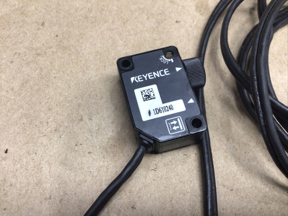 KEYENCE LV-NH32 Multi-purpose Digital Laser Sensor #20I81*AD
