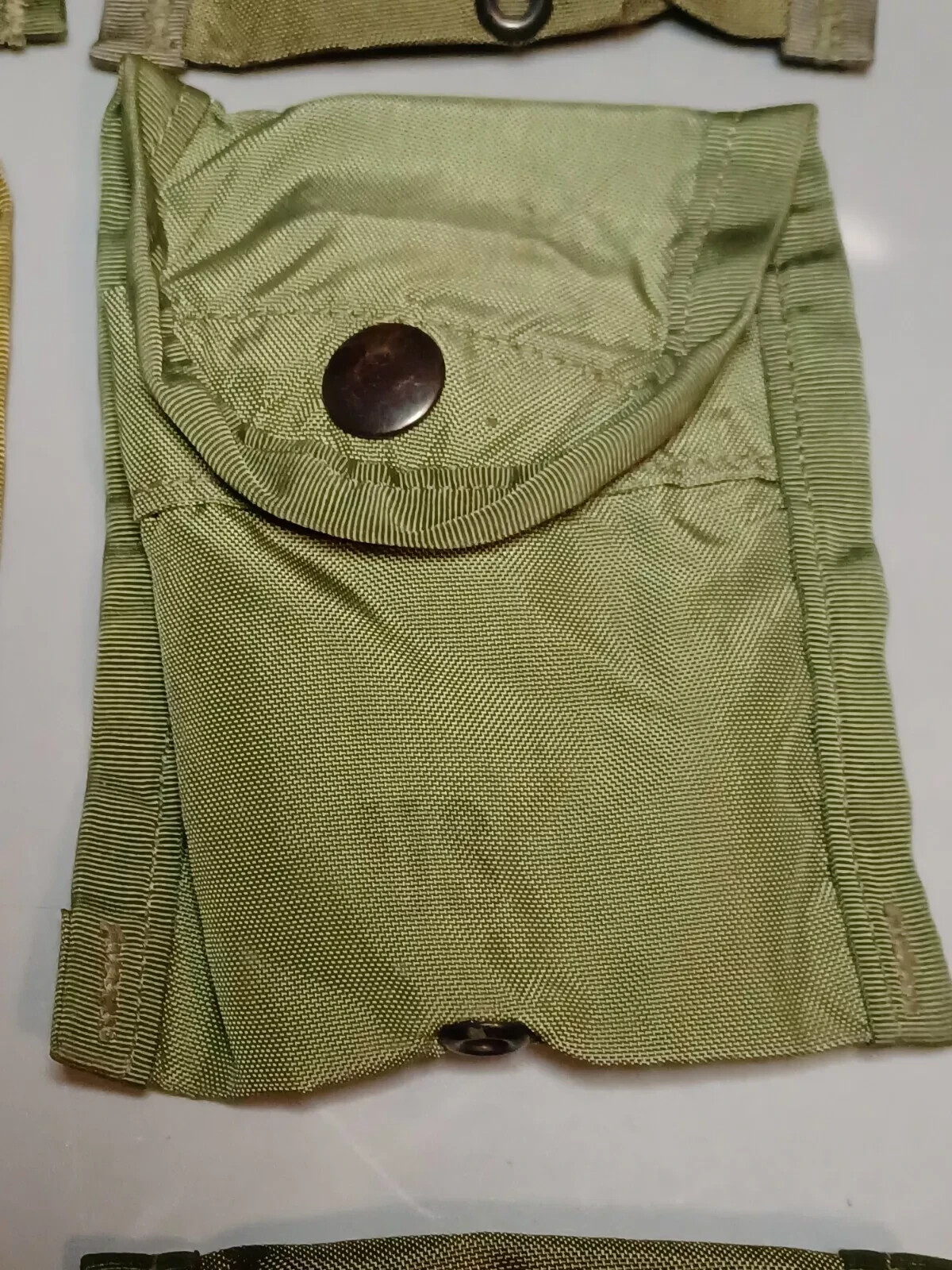 USGI MILITARY SURPLUS UNISSUED LC1 FIRST AID COMPASS ALICE POUCH ARMY SURVIVAL