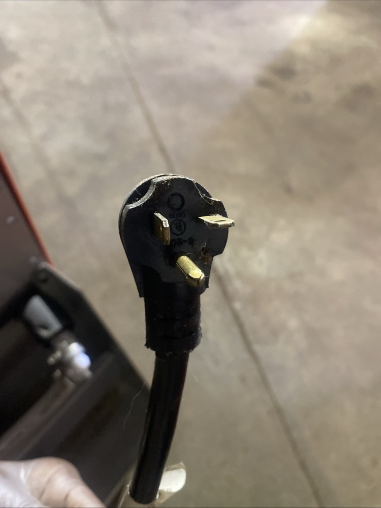 Pre-Owned Fresh Blends Self Serve Beverage Machine by Multiplex