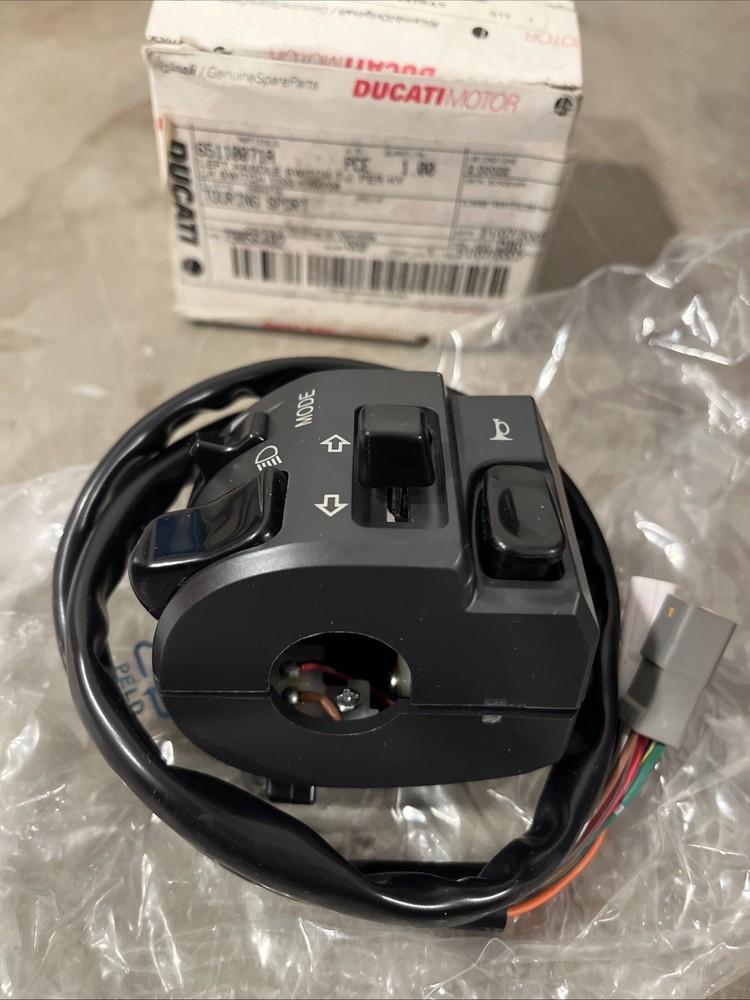 X11 OEM Ducati Left Hand Switch 65110071A