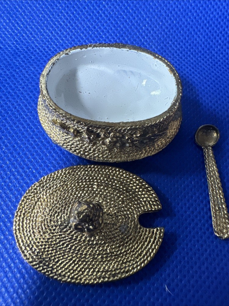 Miniature Trinket Boxes With Spoon Inside
